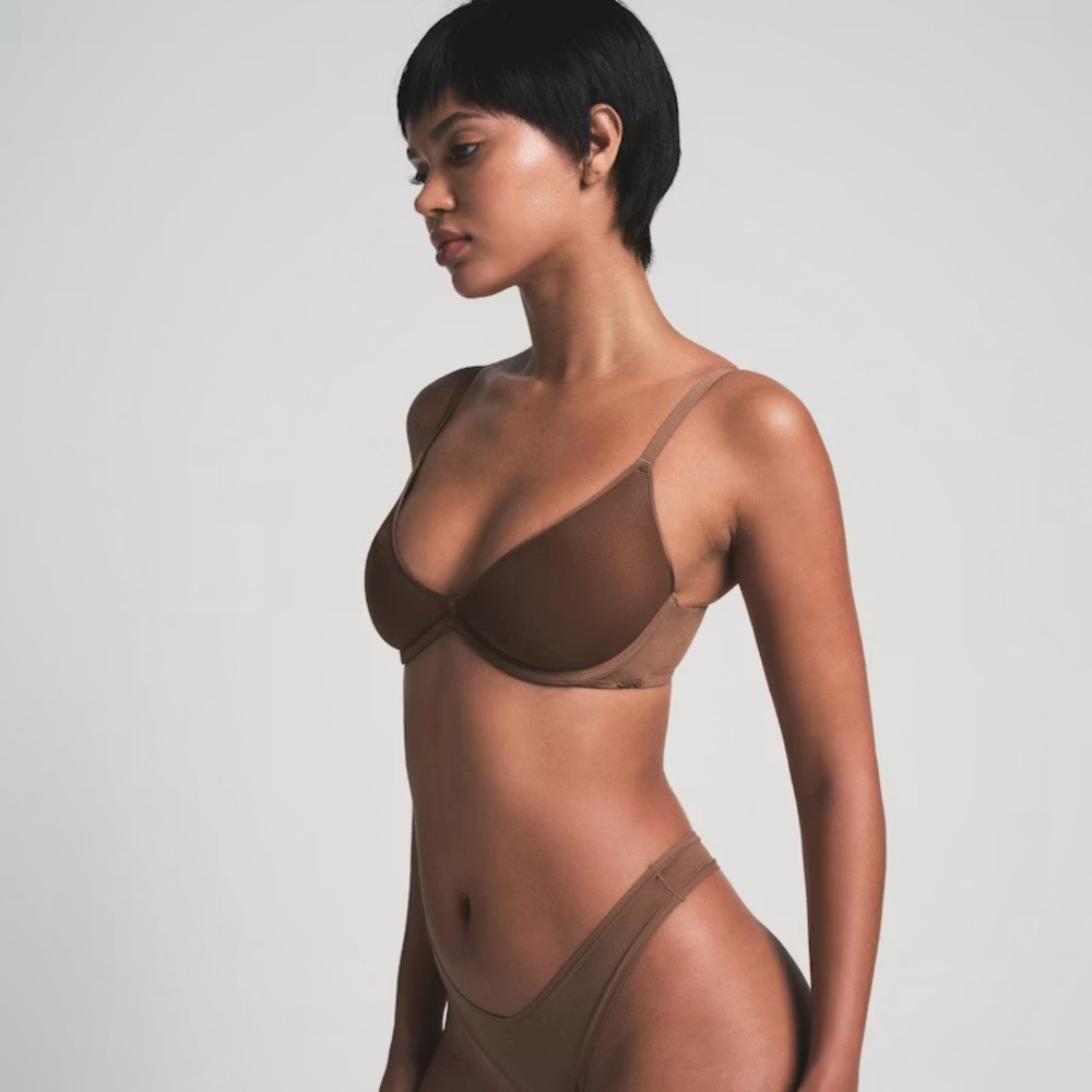 Skims Weightless Scoop Bra Jasper 32C